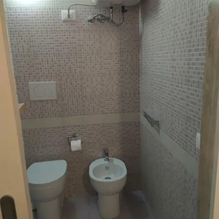 Via Colaci * לצ'ה